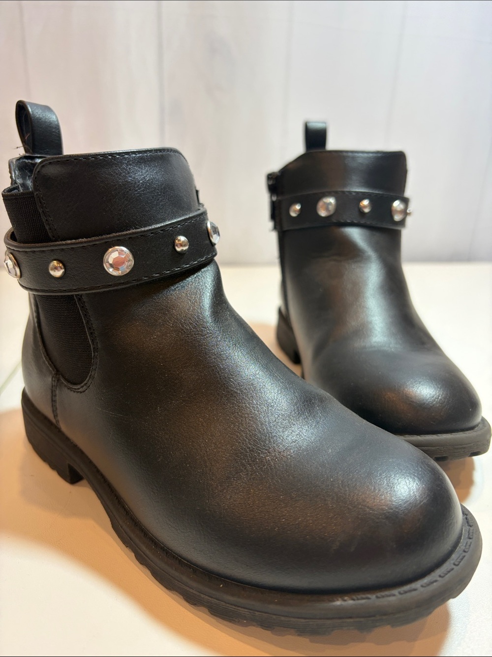 The Children’s Place Girls Black Rhinestone Ankle Boots  Side zip – Size 13
